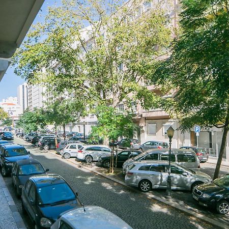 Apartament With A Terrace In The Heart Of Lisbon, 300 エクステリア 写真