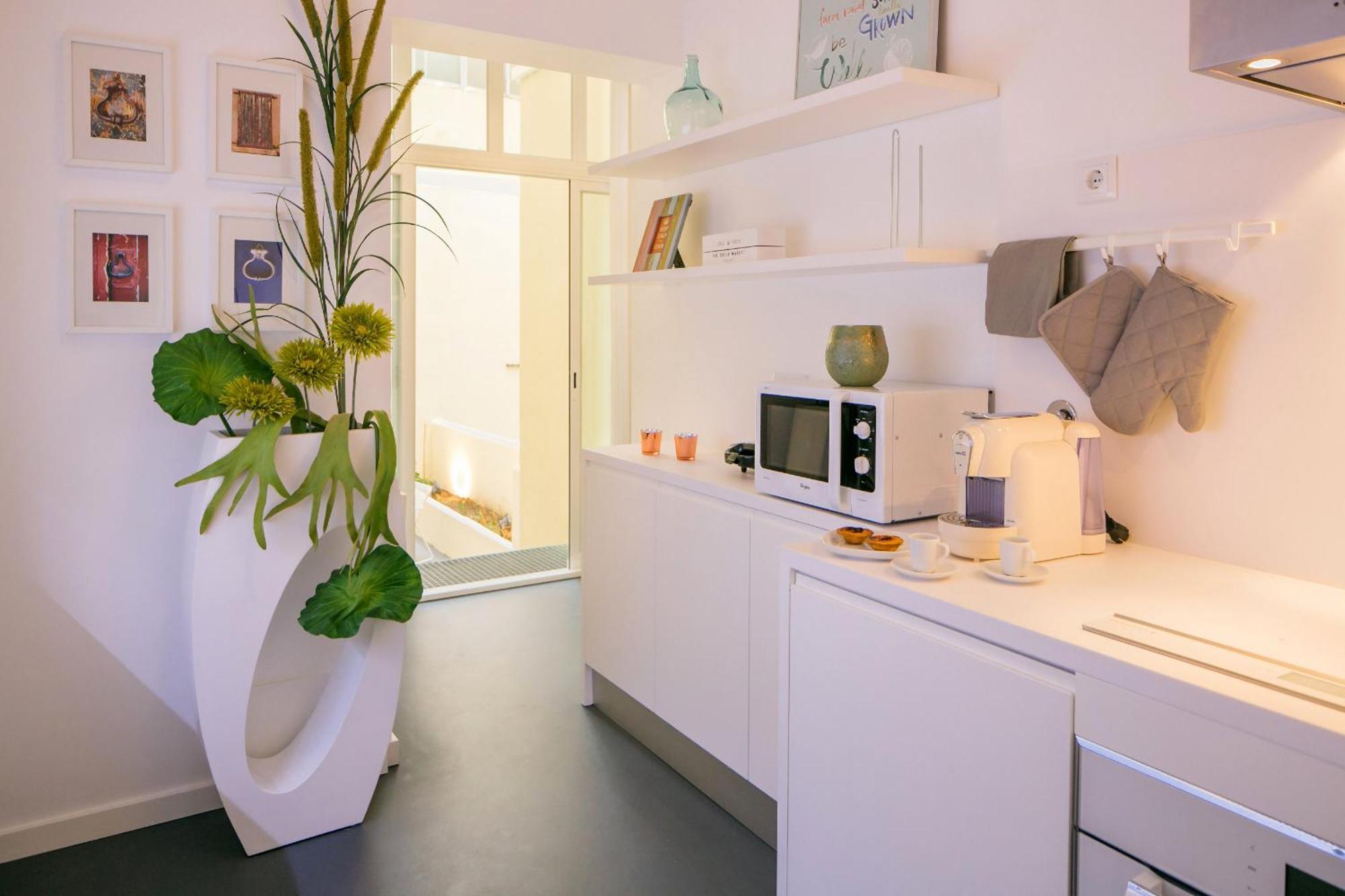Apartament With A Terrace In The Heart Of Lisbon, 300 エクステリア 写真